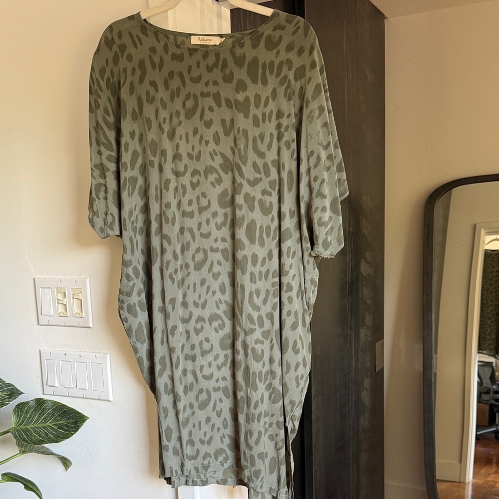 Olive Green Leopard Print Tunic Dress - Rabens Saloner